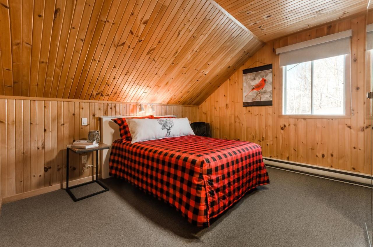 Auberge Du Lac-A-L'Eau-Claire Saint-Alexis-des-Monts Exterior photo
